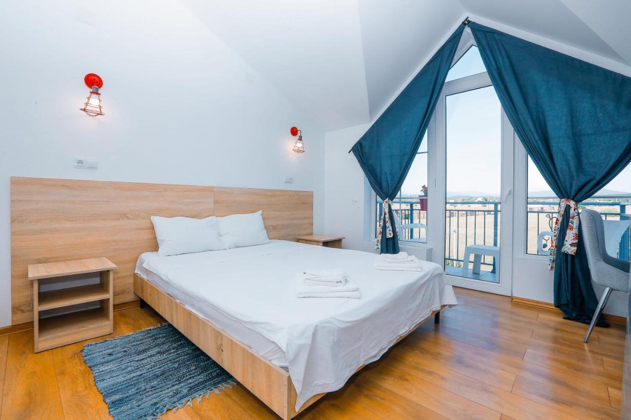 Laguna Beach Club Bazaleti Lake Dushet'i Екстер'єр фото