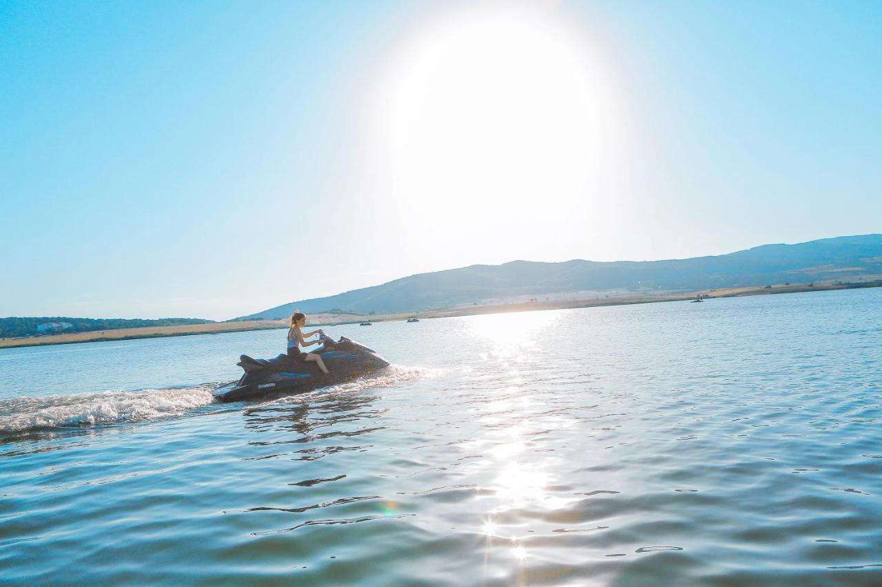Laguna Beach Club Bazaleti Lake Dushet'i Екстер'єр фото