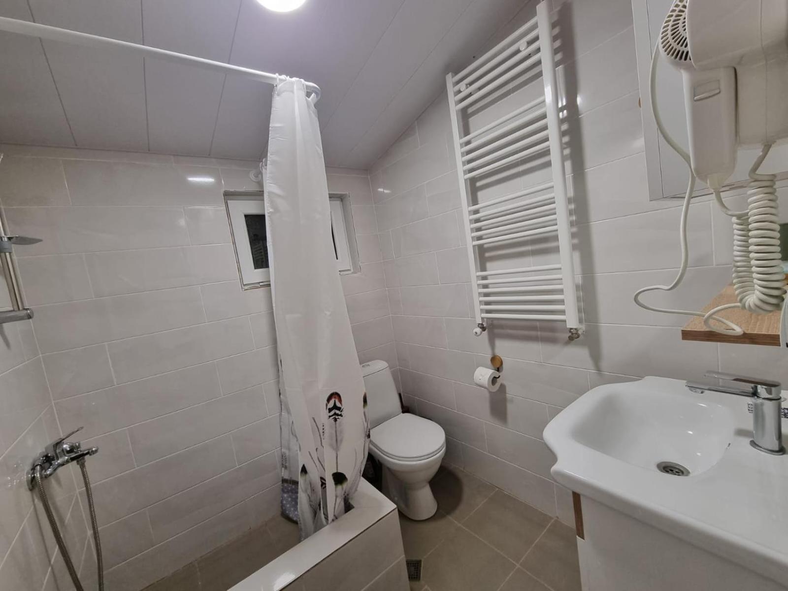 Laguna Beach Club Bazaleti Lake Dushet'i Номер фото